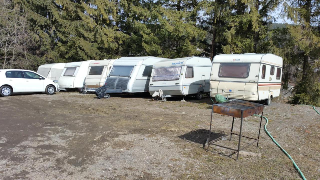 Camping Aviator, Numai Teren, Campare Pentru Rulote Autorulote Personale, Campingul Nu Are Rulote !!! Buşteni Exteriör bild